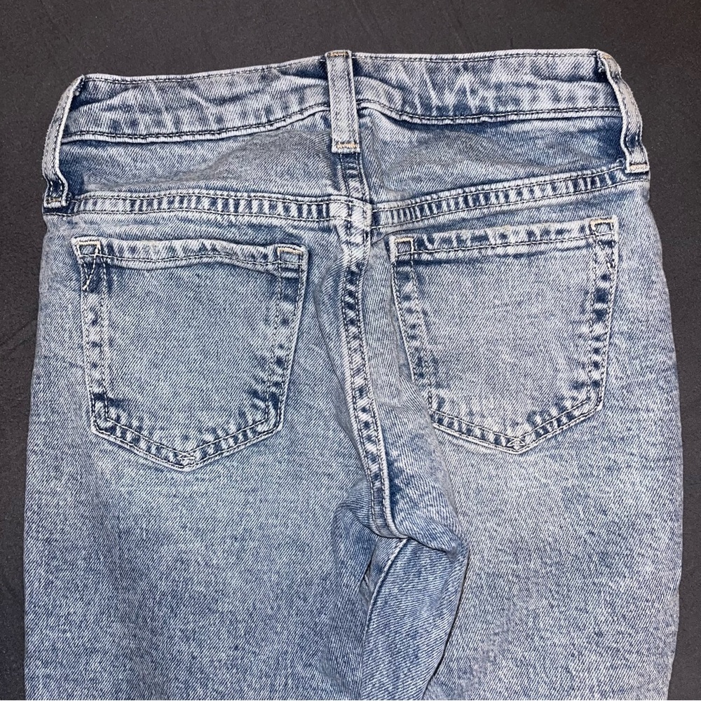 🦋 GAP Girlfriend Jeans - Ankle Light Wash Girls Jeans - Picture 3 of 5
